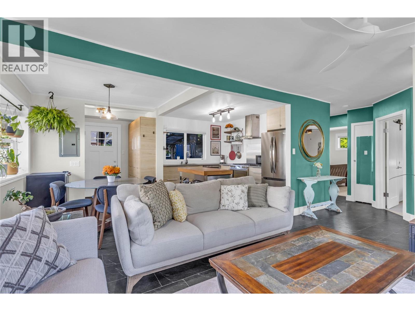 1298 Kilwinning Street, Penticton, British Columbia  V2A 4P3 - Photo 7 - 10388260