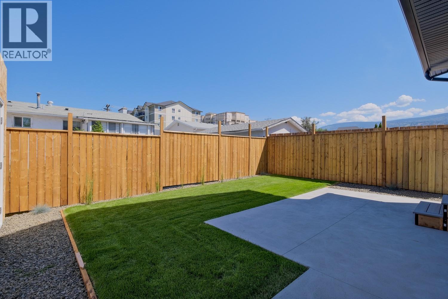 179 Kirkpatrick Avenue Unit# 102, Penticton, British Columbia  V2A 3P4 - Photo 3 - 10390404