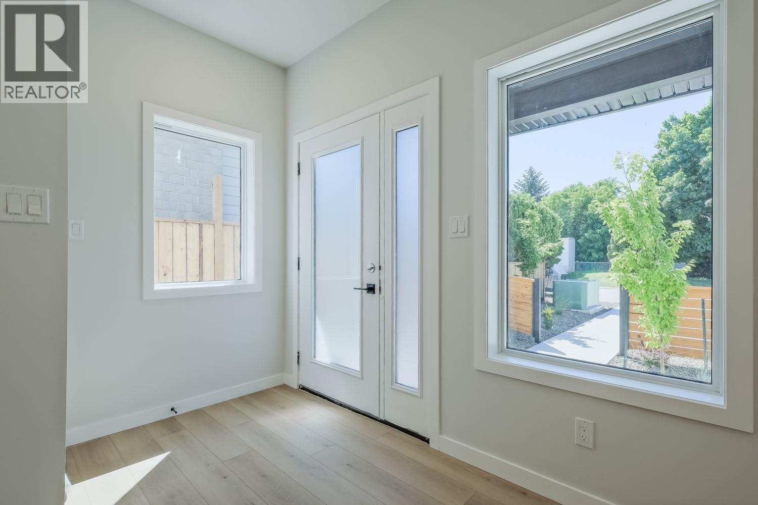 179 Kirkpatrick Avenue Unit# 102, Penticton, British Columbia  V2A 3P4 - Photo 4 - 10390404