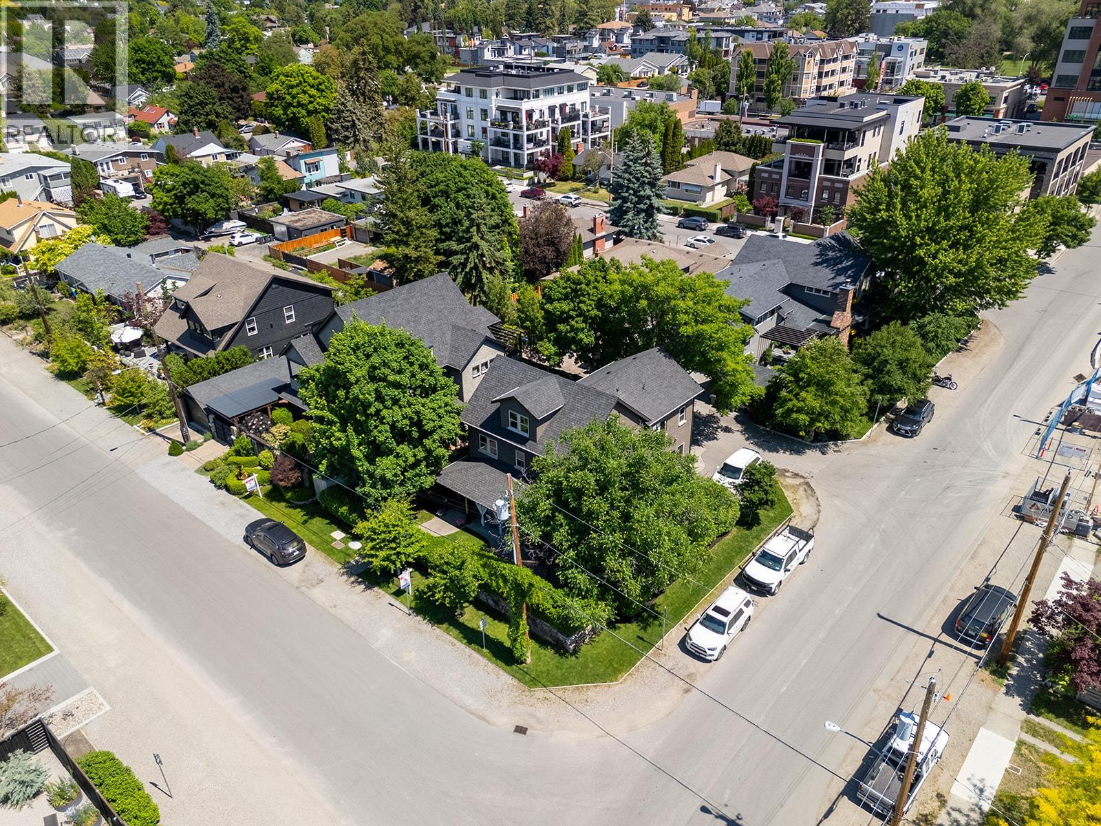 2683 Bath Street, Kelowna, British Columbia  V1Y 1M2 - Photo 40 - 10390212