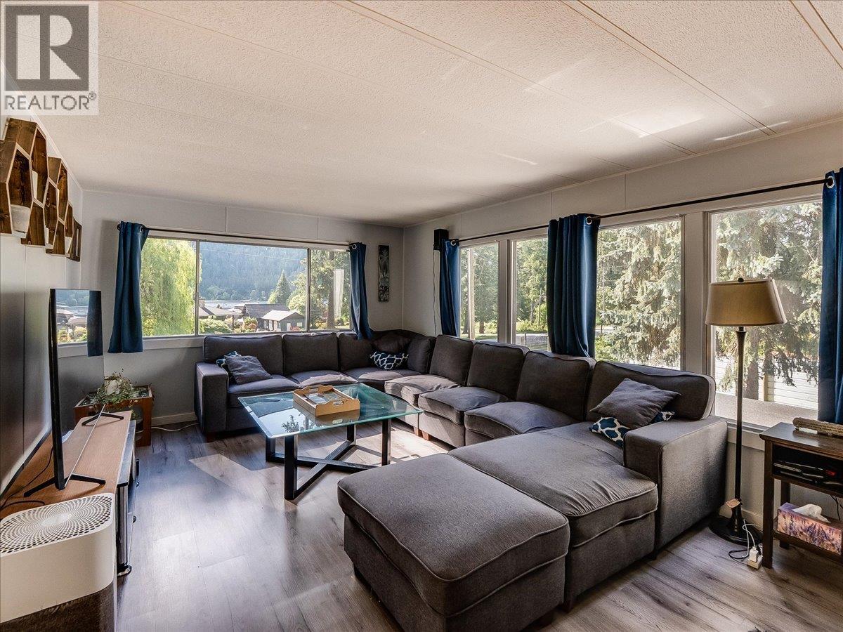 2875 Lower Six Mile Road, Nelson, British Columbia  V1L 6L7 - Photo 6 - 10390151