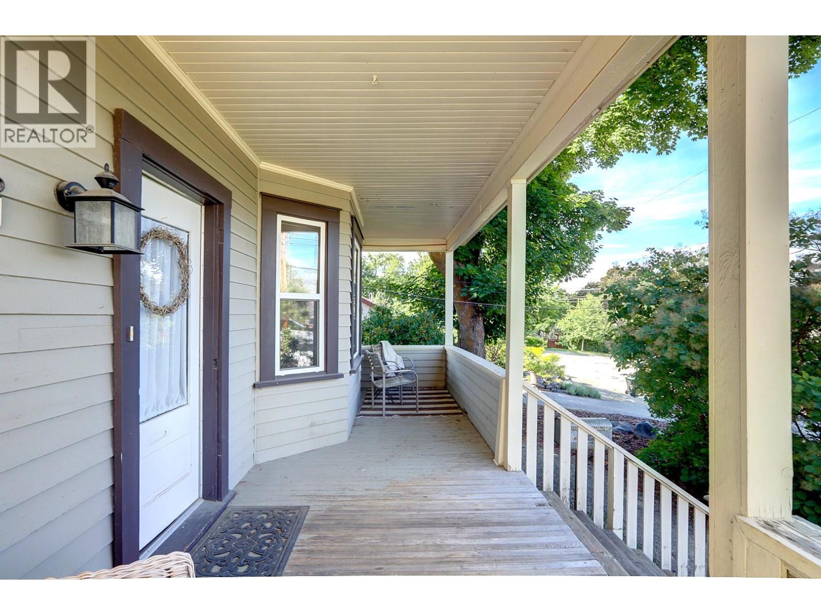 2503 24 Street, Vernon, British Columbia  V1T 4M8 - Photo 2 - 10390124