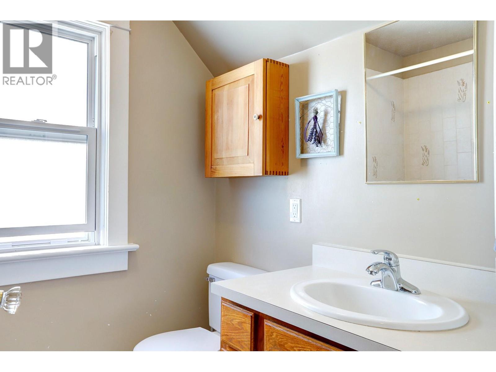 2503 24 Street, Vernon, British Columbia  V1T 4M8 - Photo 29 - 10390124
