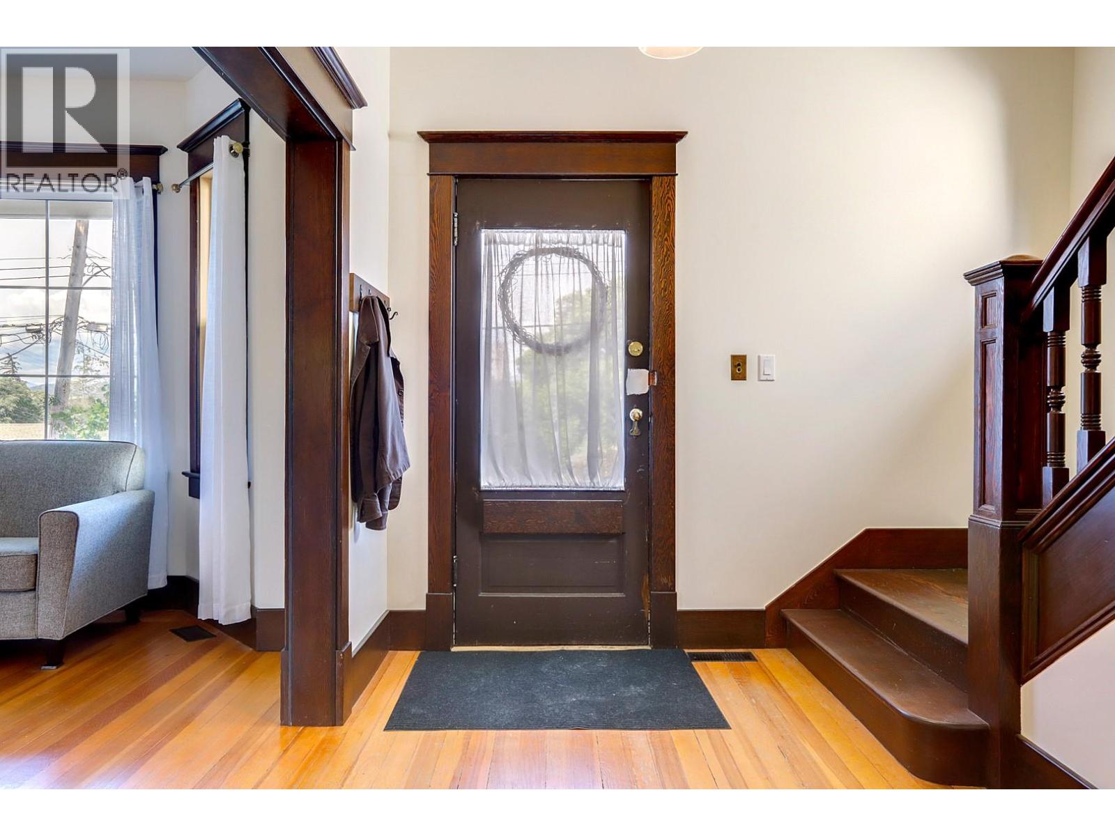 2503 24 Street, Vernon, British Columbia  V1T 4M8 - Photo 4 - 10390124