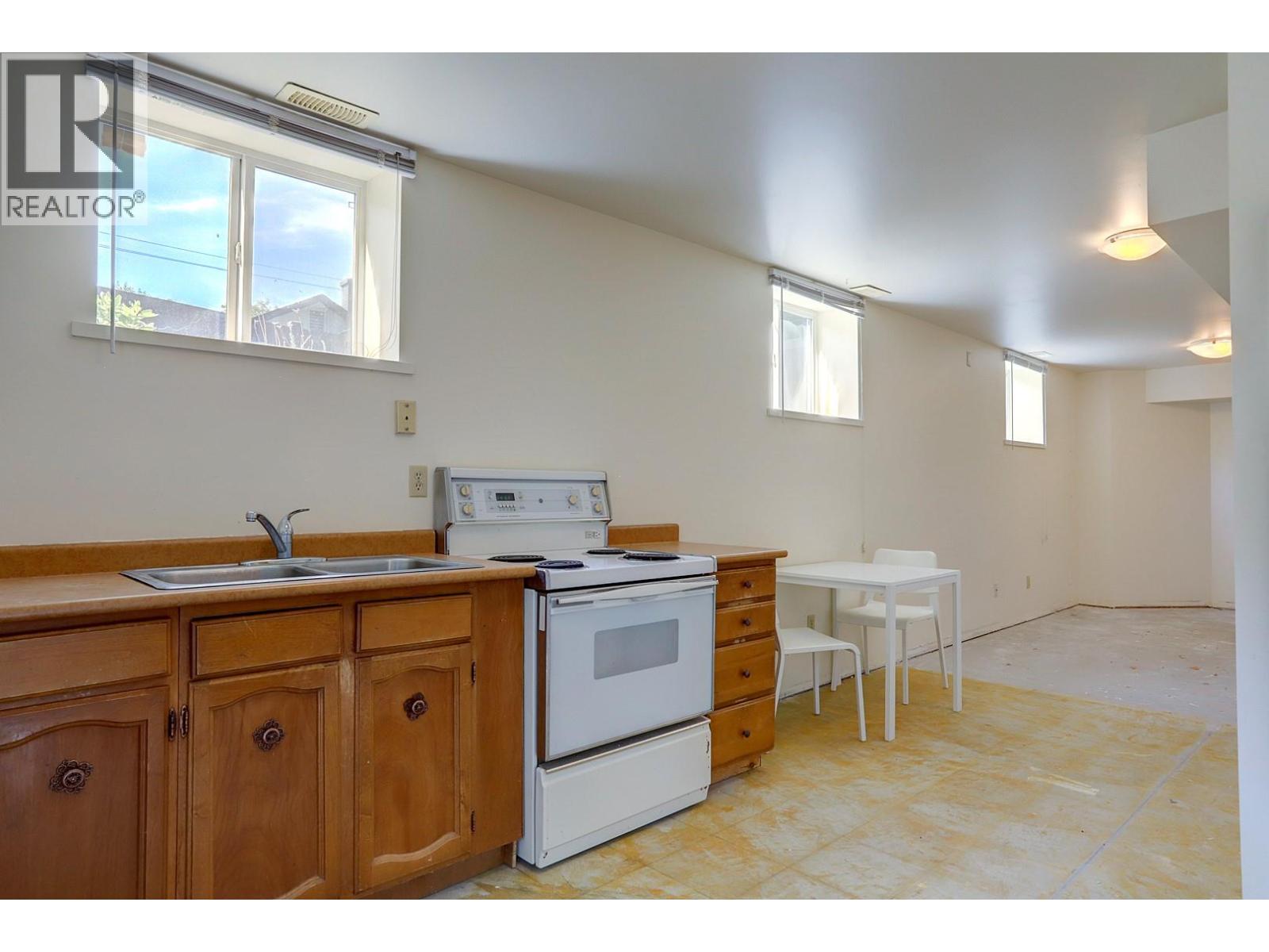 2503 24 Street, Vernon, British Columbia  V1T 4M8 - Photo 46 - 10390124