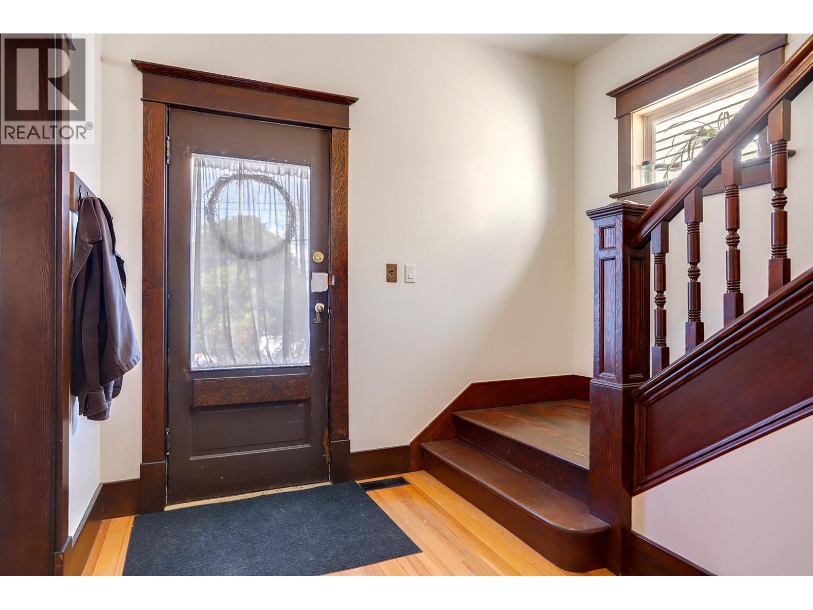 2503 24 Street, Vernon, British Columbia  V1T 4M8 - Photo 5 - 10390124