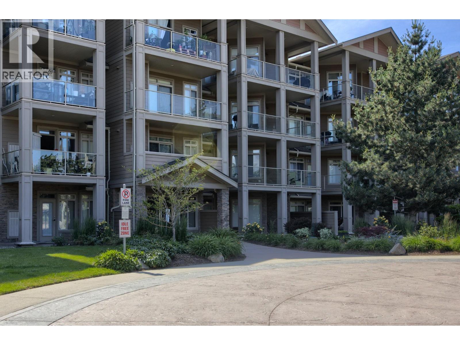 3533 Carrington Road Unit# 206, West Kelowna, British Columbia  V4T 2Z9 - Photo 1 - 10389992