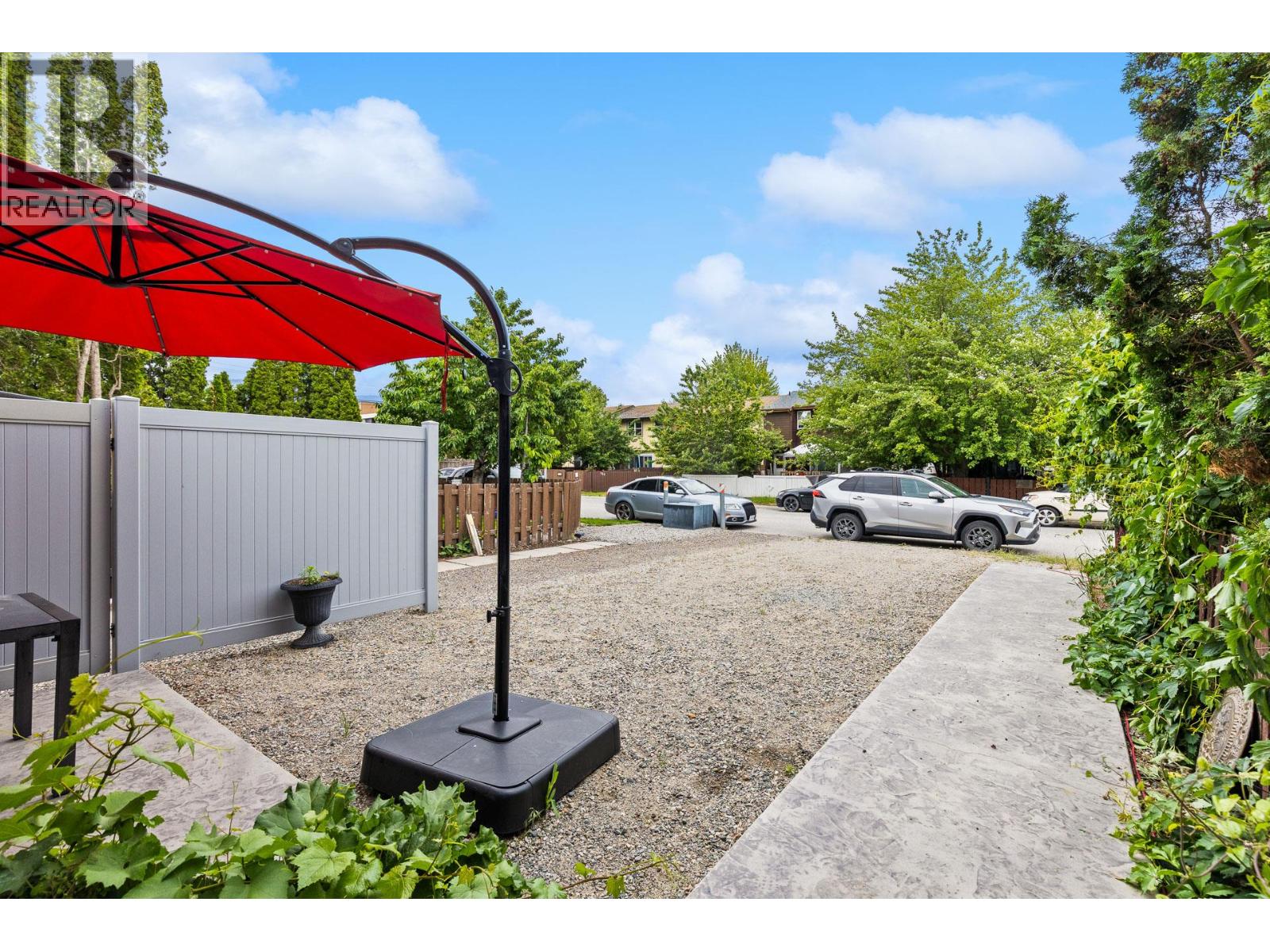 737 Fairway Avenue, Penticton, British Columbia  V2A 6M3 - Photo 5 - 10386210