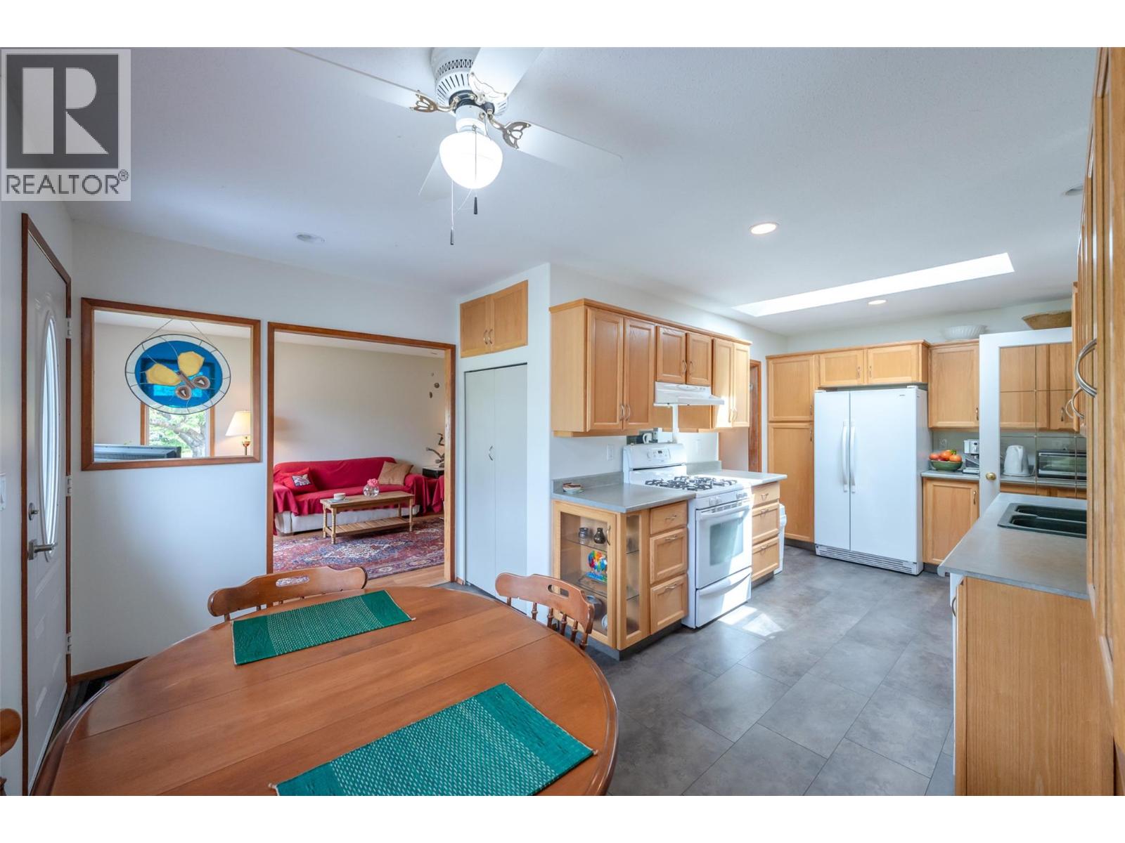 11819 Grant Avenue, Summerland, British Columbia  V0H 1Z8 - Photo 10 - 10390412