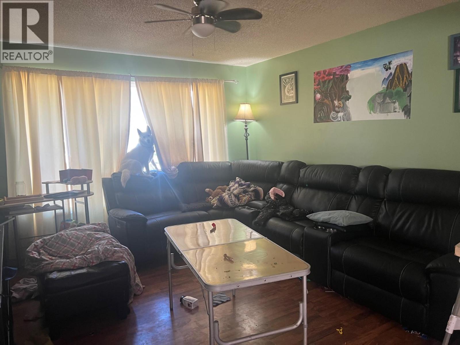4809 51a Avenue, Chetwynd, British Columbia  V0C 1J0 - Photo 4 - 10390407
