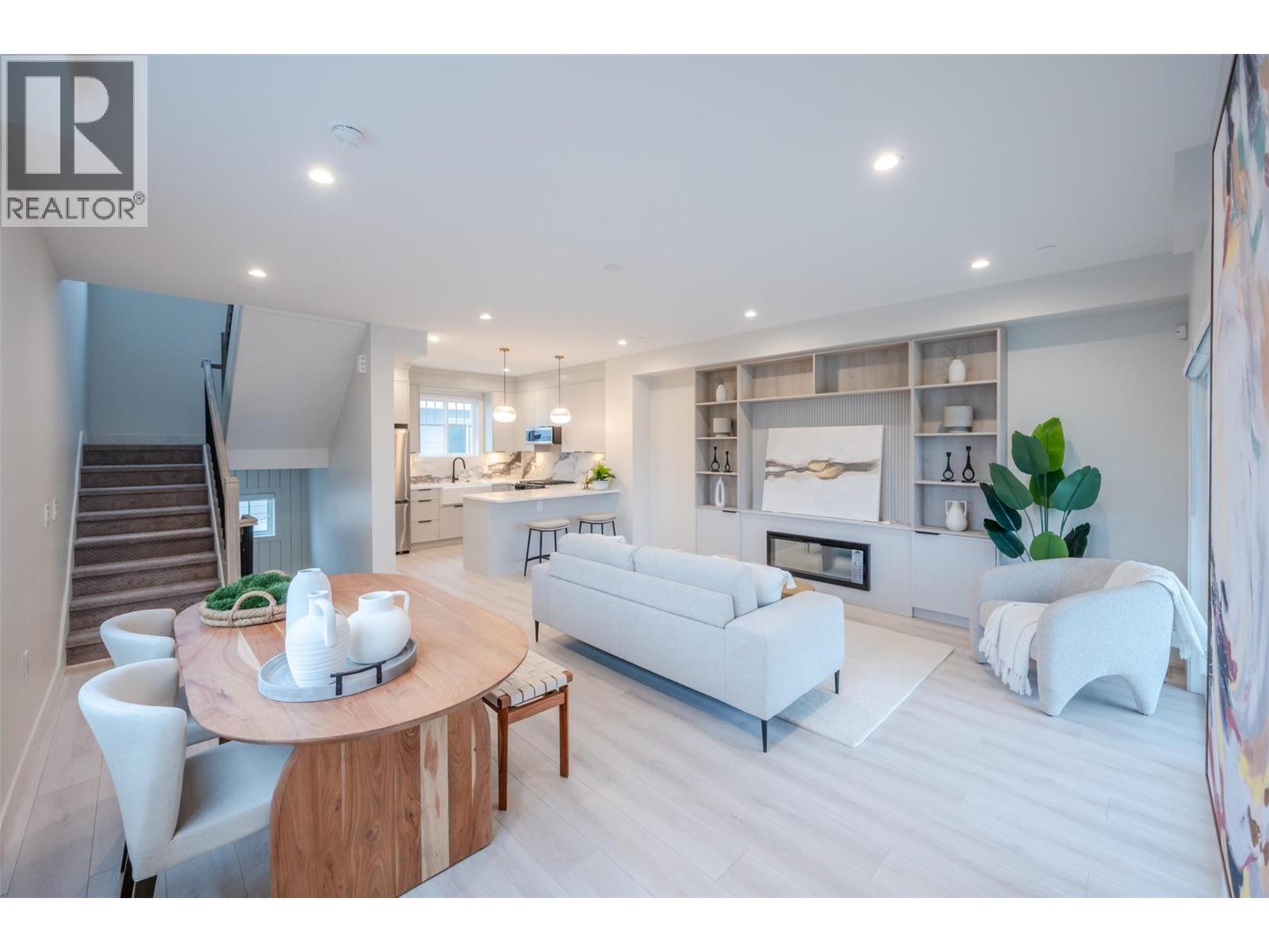 784 Argyle Street Unit# 102, Penticton, British Columbia  V2A 0J6 - Photo 1 - 10390405