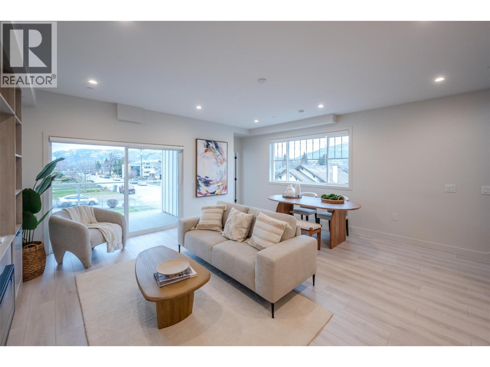 784 Argyle Street Unit# 102, Penticton, British Columbia  V2A 0J6 - Photo 7 - 10390405