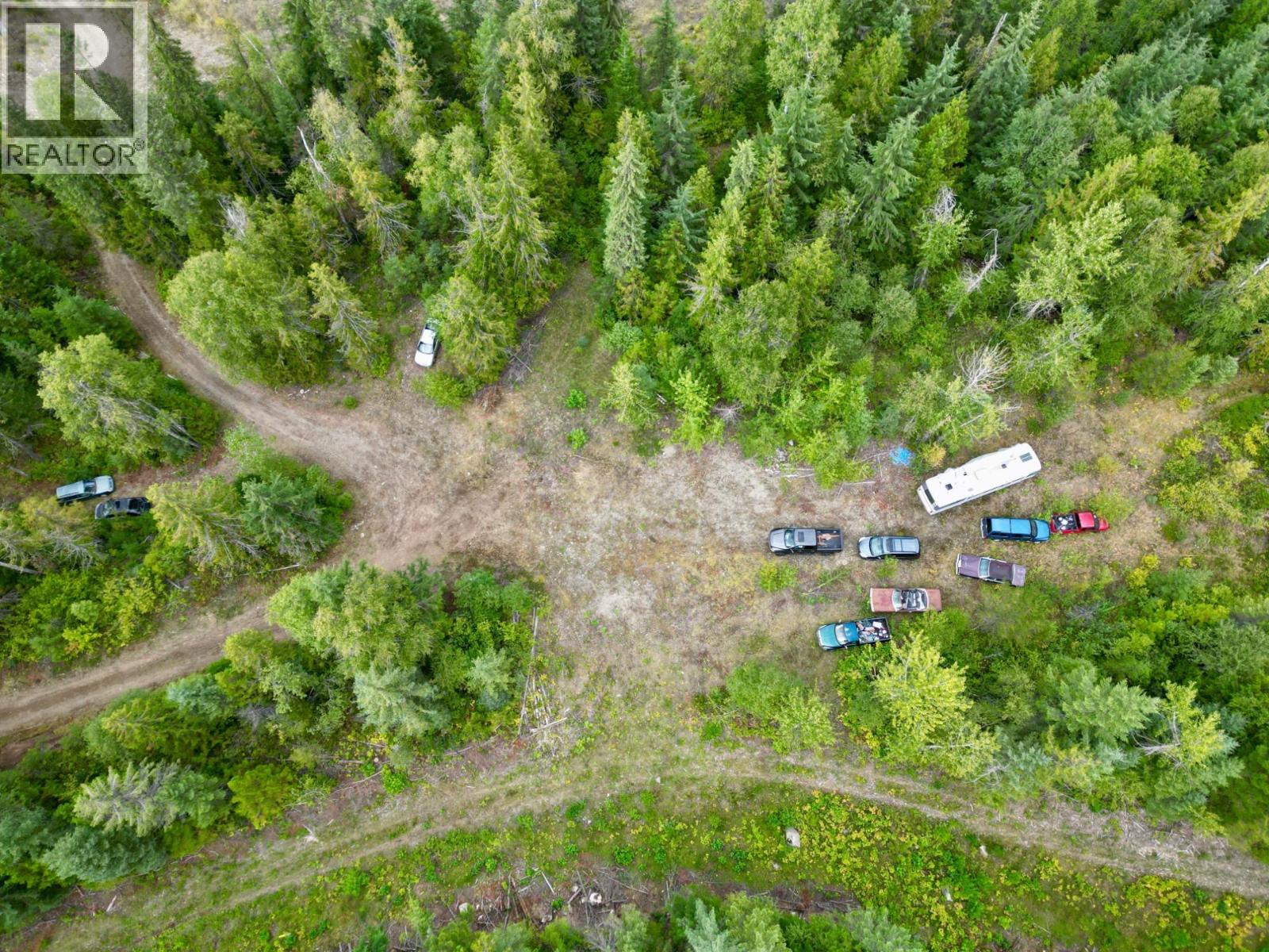 5105 3 Highway, Salmo, British Columbia  V0G 1Z0 - Photo 7 - 10390361
