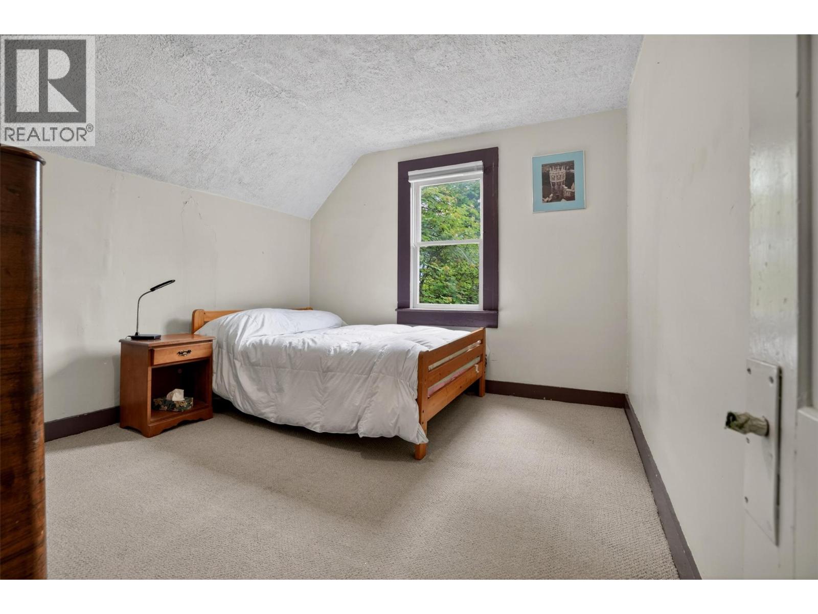 404 Houston Street, Nelson, British Columbia  V1L 5H5 - Photo 27 - 10390351