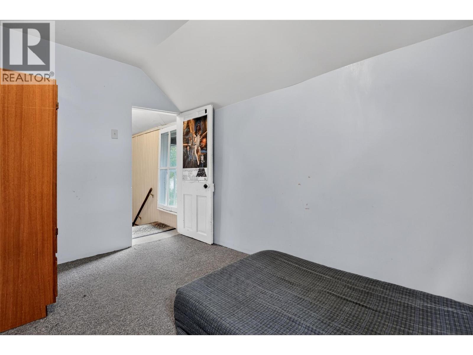 404 Houston Street, Nelson, British Columbia  V1L 5H5 - Photo 33 - 10390351