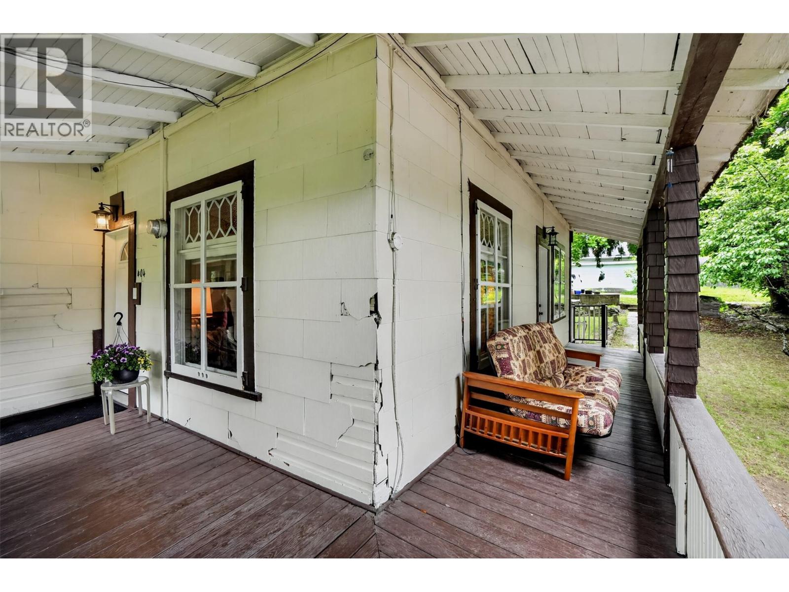 404 Houston Street, Nelson, British Columbia  V1L 5H5 - Photo 53 - 10390351
