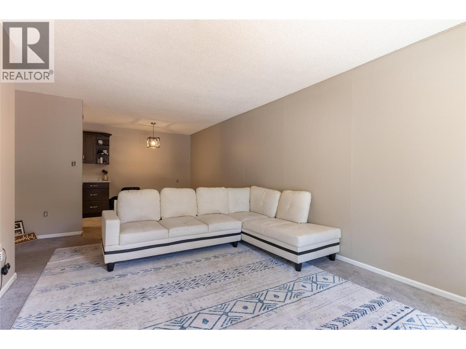 279 Alder Drive Unit# 101, Logan Lake, British Columbia  V0K 1W0 - Photo 6 - 10390383