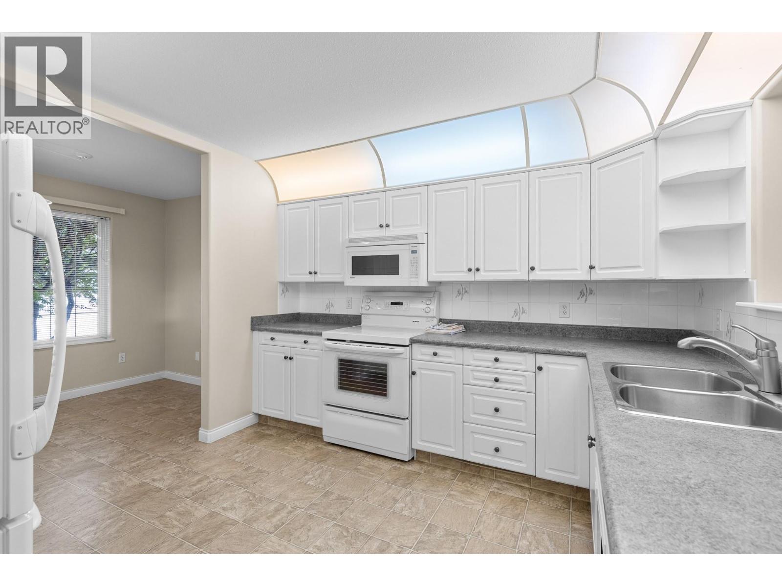 1800 Parkview Crescent Unit# 10, Kelowna, British Columbia  V1X 7G6 - Photo 16 - 10389350