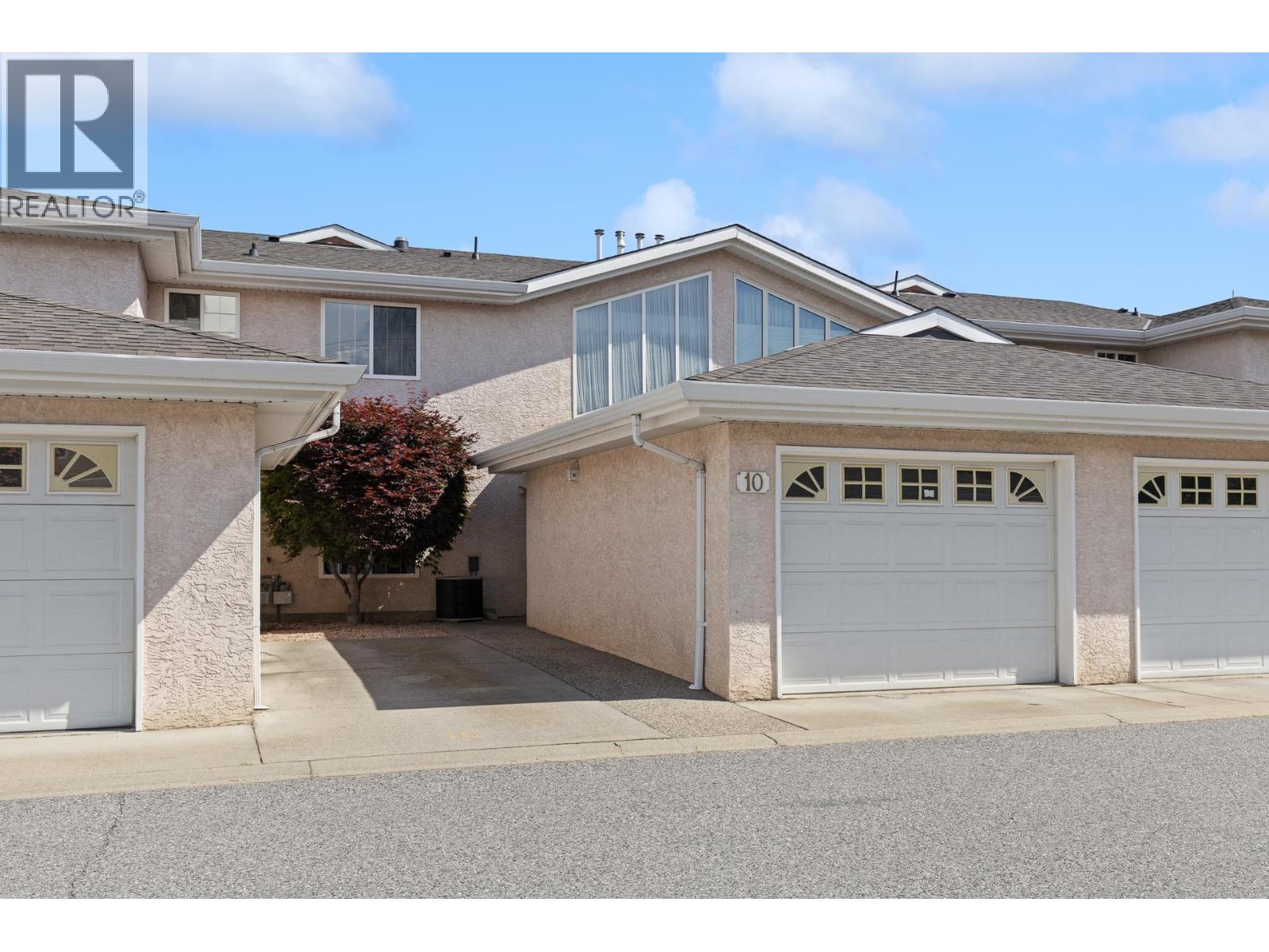 1800 Parkview Crescent Unit# 10, Kelowna, British Columbia  V1X 7G6 - Photo 2 - 10389350