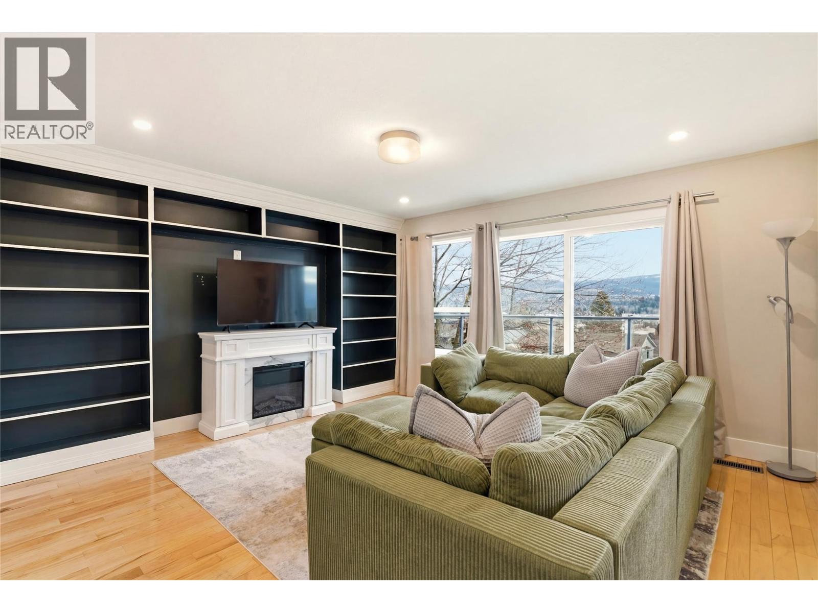 2218 Omineca Place, Kelowna, British Columbia  V1V 1H7 - Photo 12 - 10390388