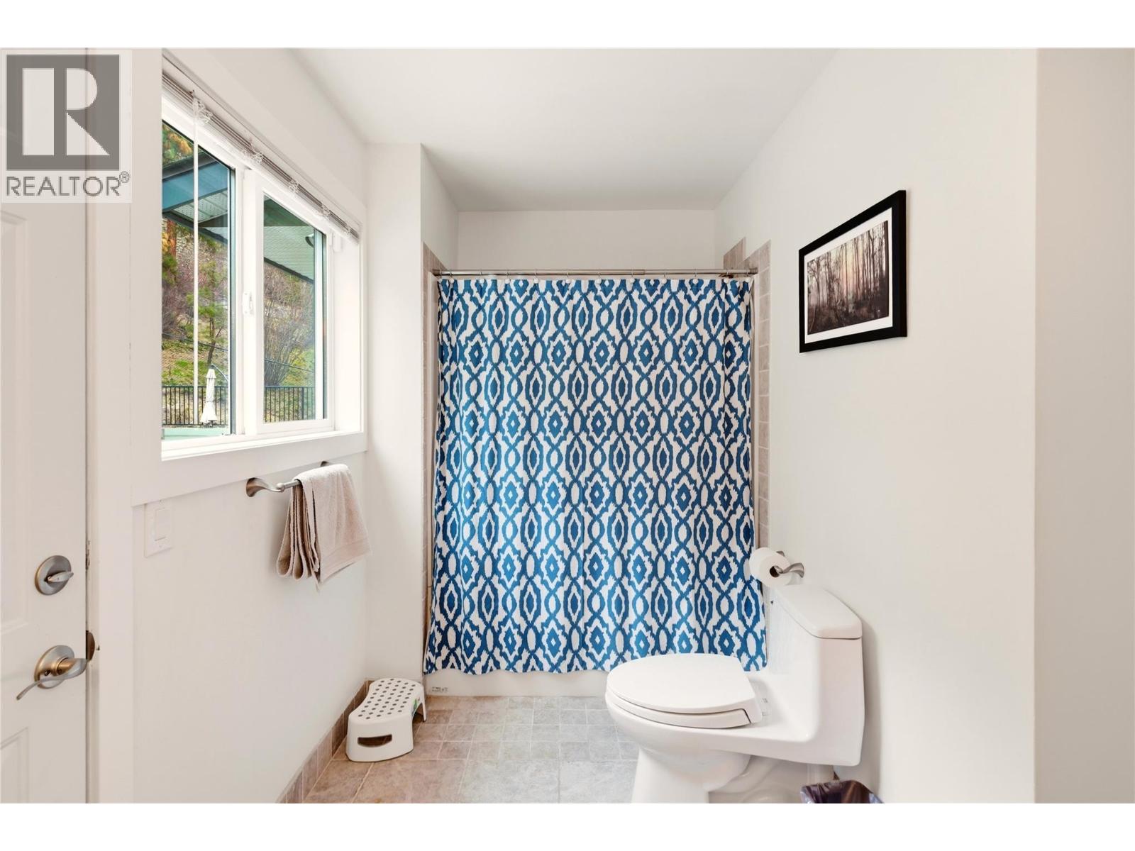 2218 Omineca Place, Kelowna, British Columbia  V1V 1H7 - Photo 20 - 10390388