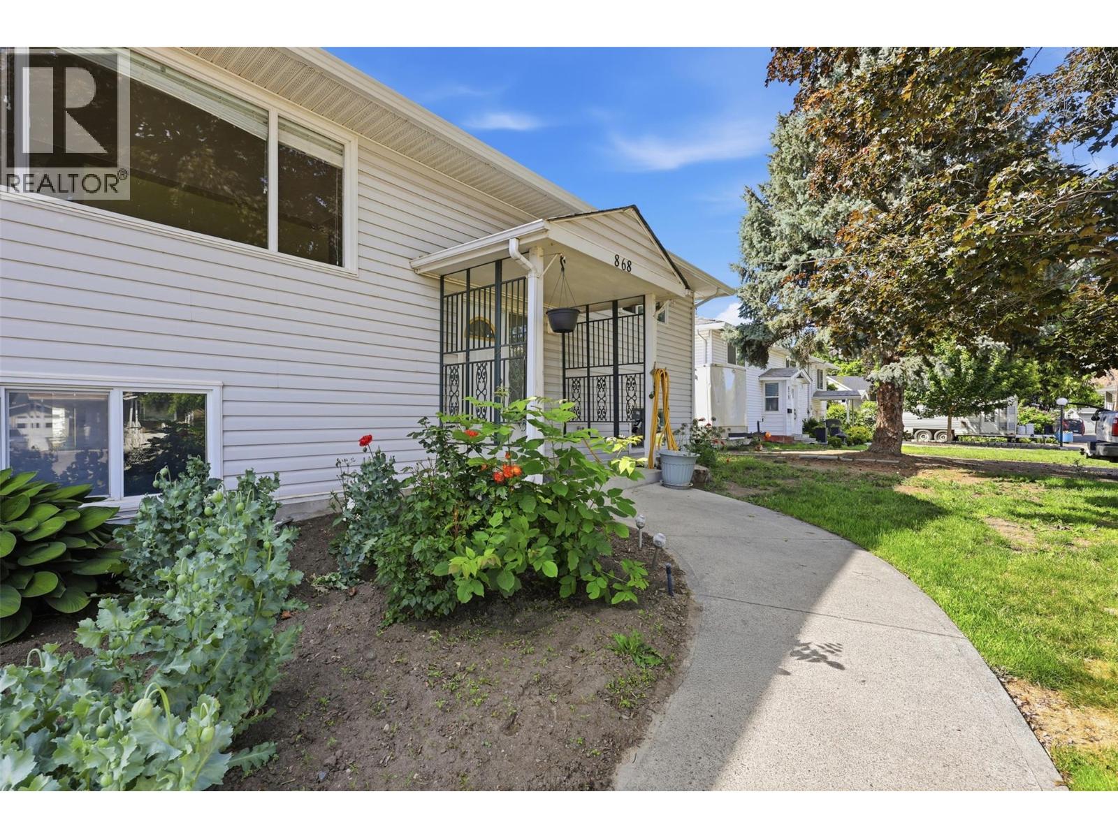 868 Mcbride Street, Kamloops, British Columbia  V2B 5S3 - Photo 3 - 10390360