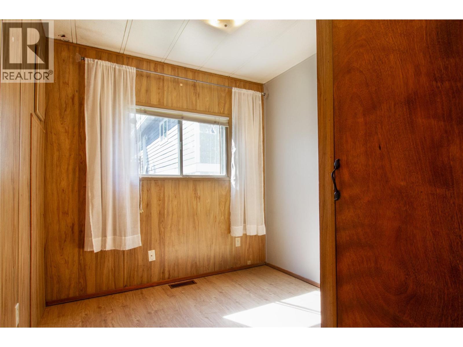 1867 Nixon Road, Revelstoke, British Columbia  V0E 2S0 - Photo 14 - 10388774