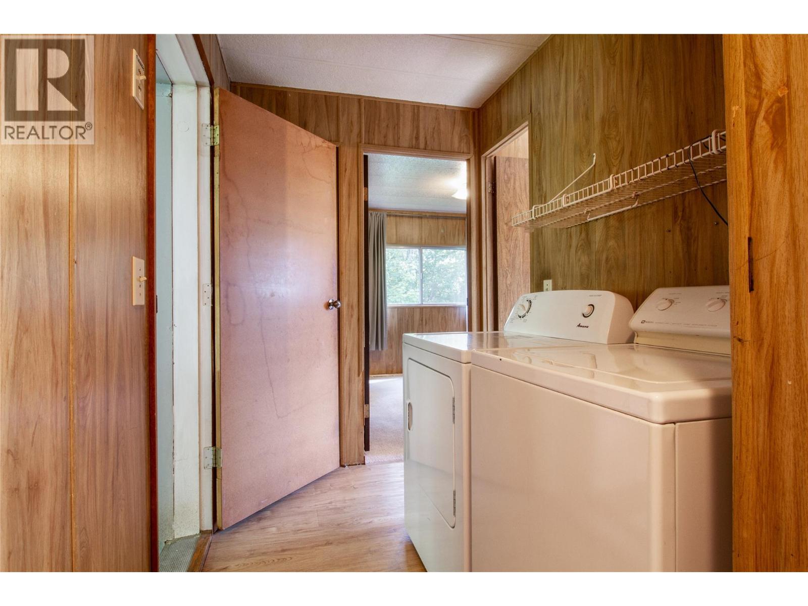 1867 Nixon Road, Revelstoke, British Columbia  V0E 2S0 - Photo 15 - 10388774