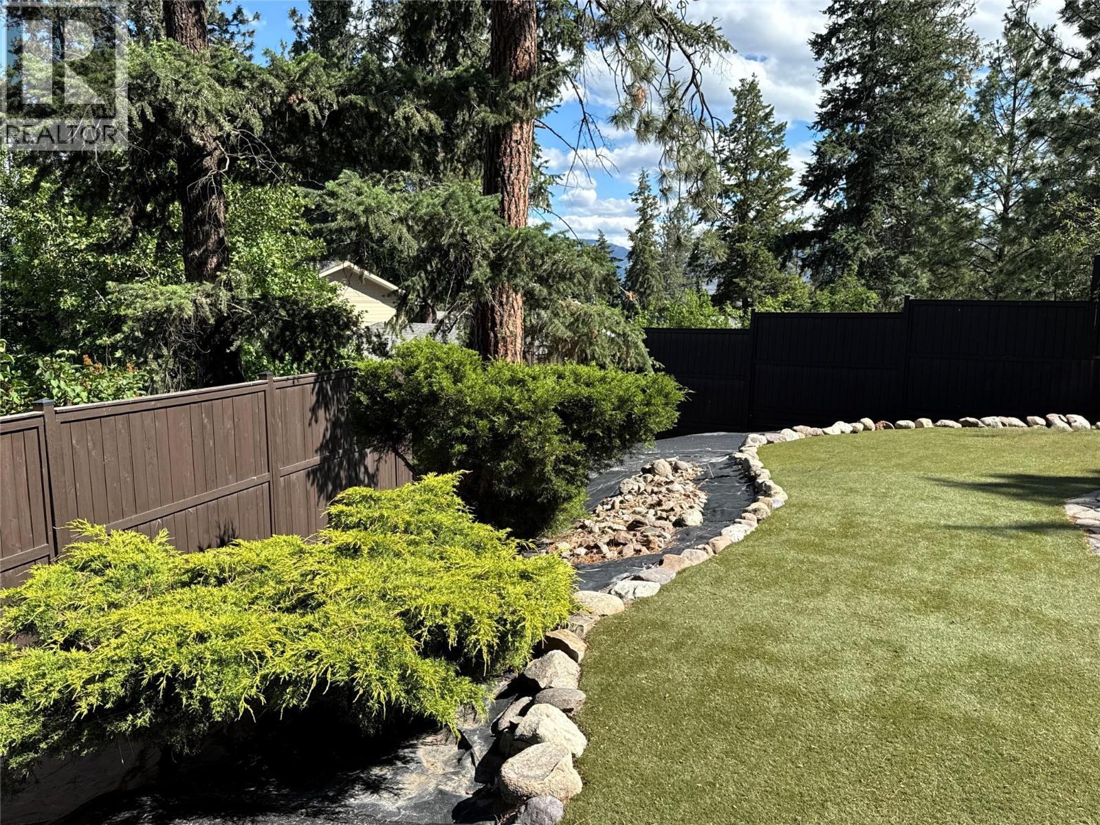 3037 Country Hills Lane, West Kelowna, British Columbia  V4T 1C3 - Photo 13 - 10389526