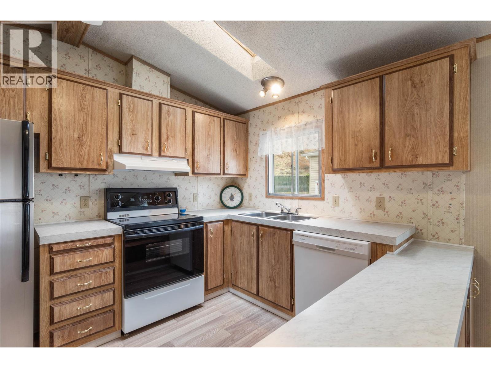 2401 Ord Road Unit# 24, Kamloops, British Columbia  V2B 7V8 - Photo 10 - 10390340