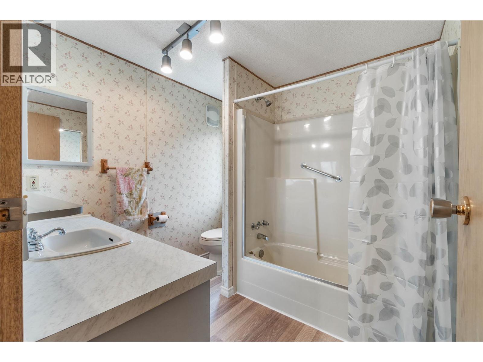 2401 Ord Road Unit# 24, Kamloops, British Columbia  V2B 7V8 - Photo 15 - 10390340