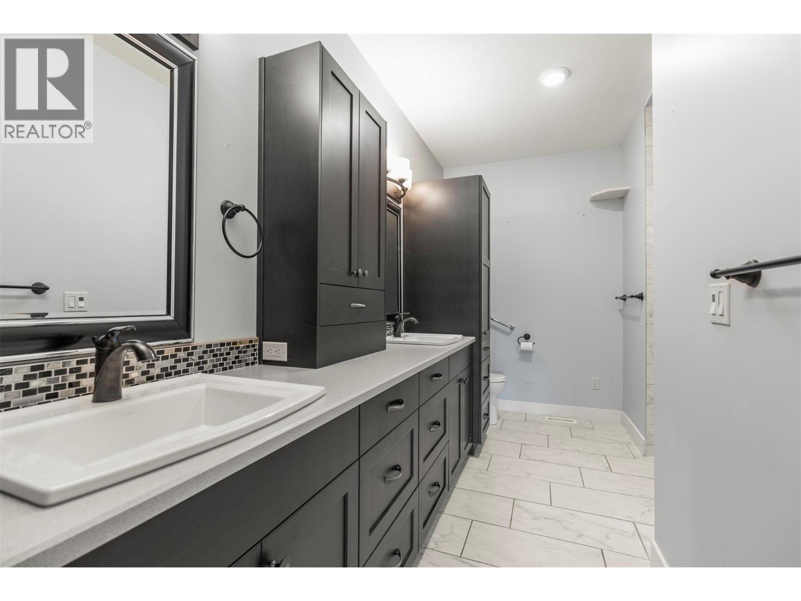 2444 York Avenue Unit# 32, Armstrong, British Columbia  V4Y 0Y3 - Photo 23 - 10390199