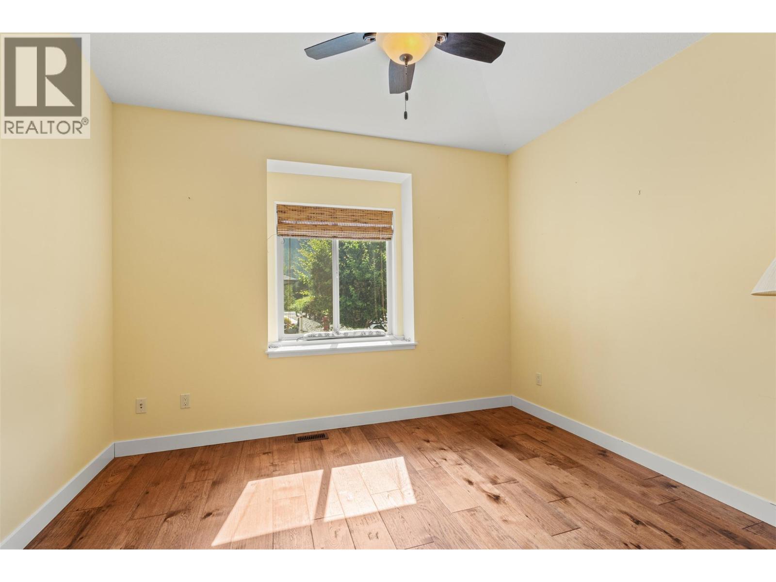 2444 York Avenue Unit# 32, Armstrong, British Columbia  V4Y 0Y3 - Photo 27 - 10390199