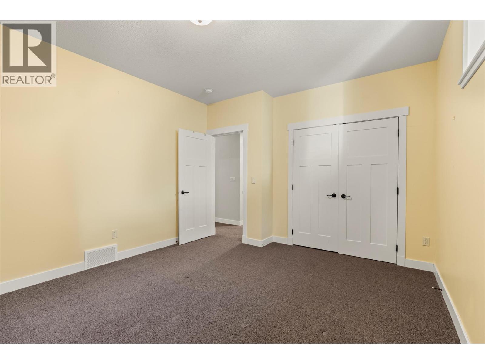 2444 York Avenue Unit# 32, Armstrong, British Columbia  V4Y 0Y3 - Photo 33 - 10390199