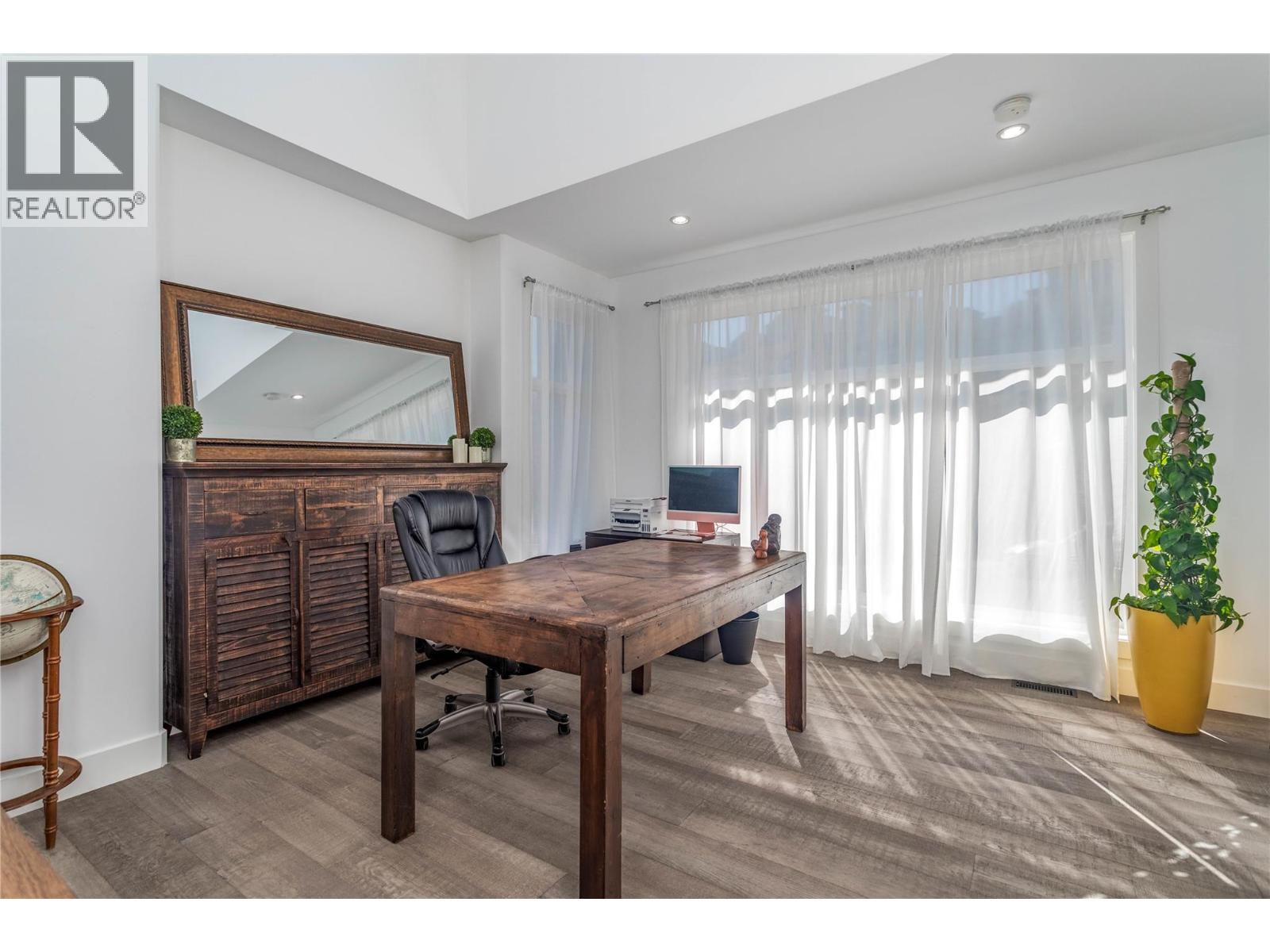 1016 Clarance Avenue, Kelowna, British Columbia  V1W 5M6 - Photo 22 - 10390081