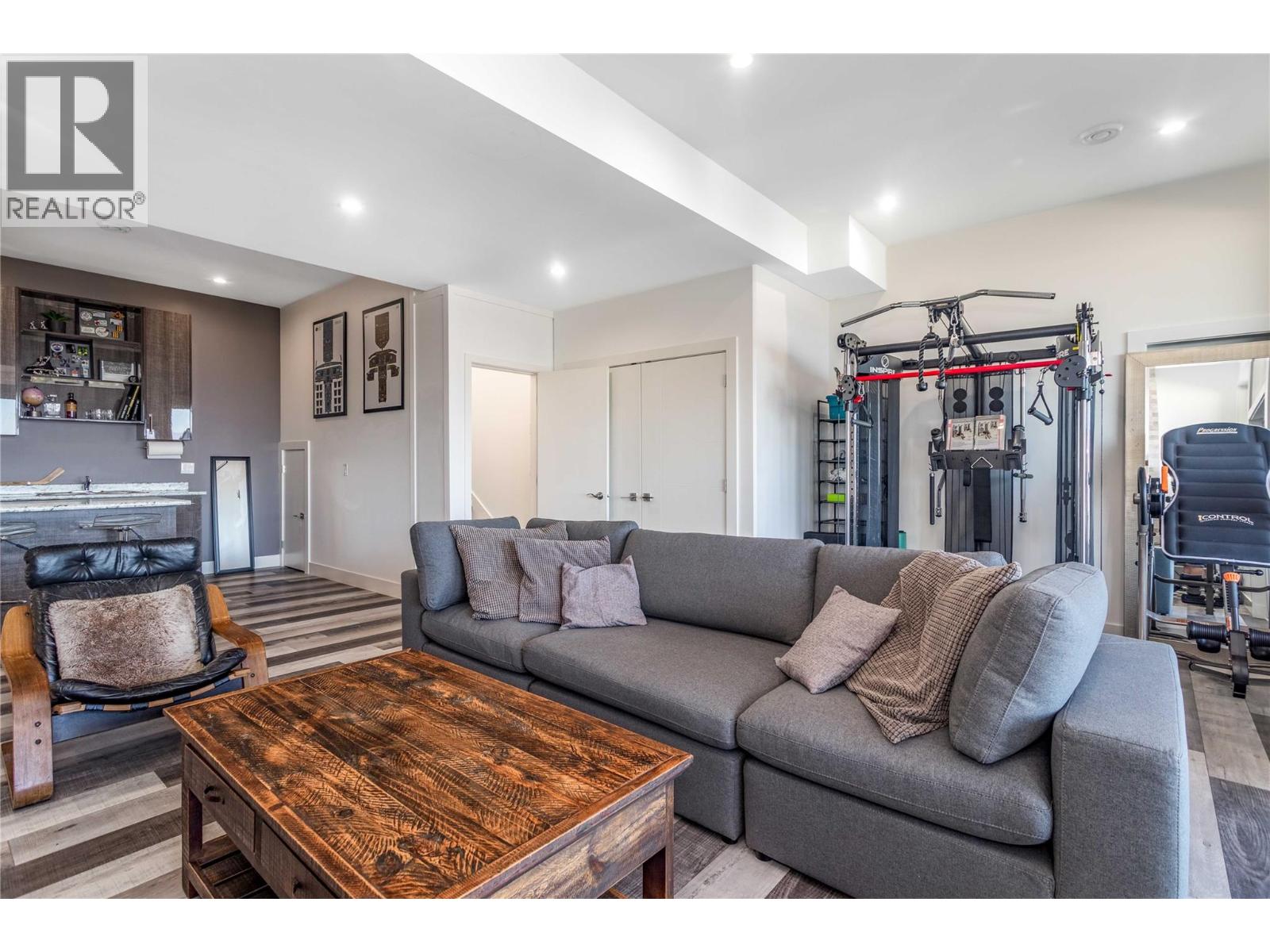 1016 Clarance Avenue, Kelowna, British Columbia  V1W 5M6 - Photo 28 - 10390081