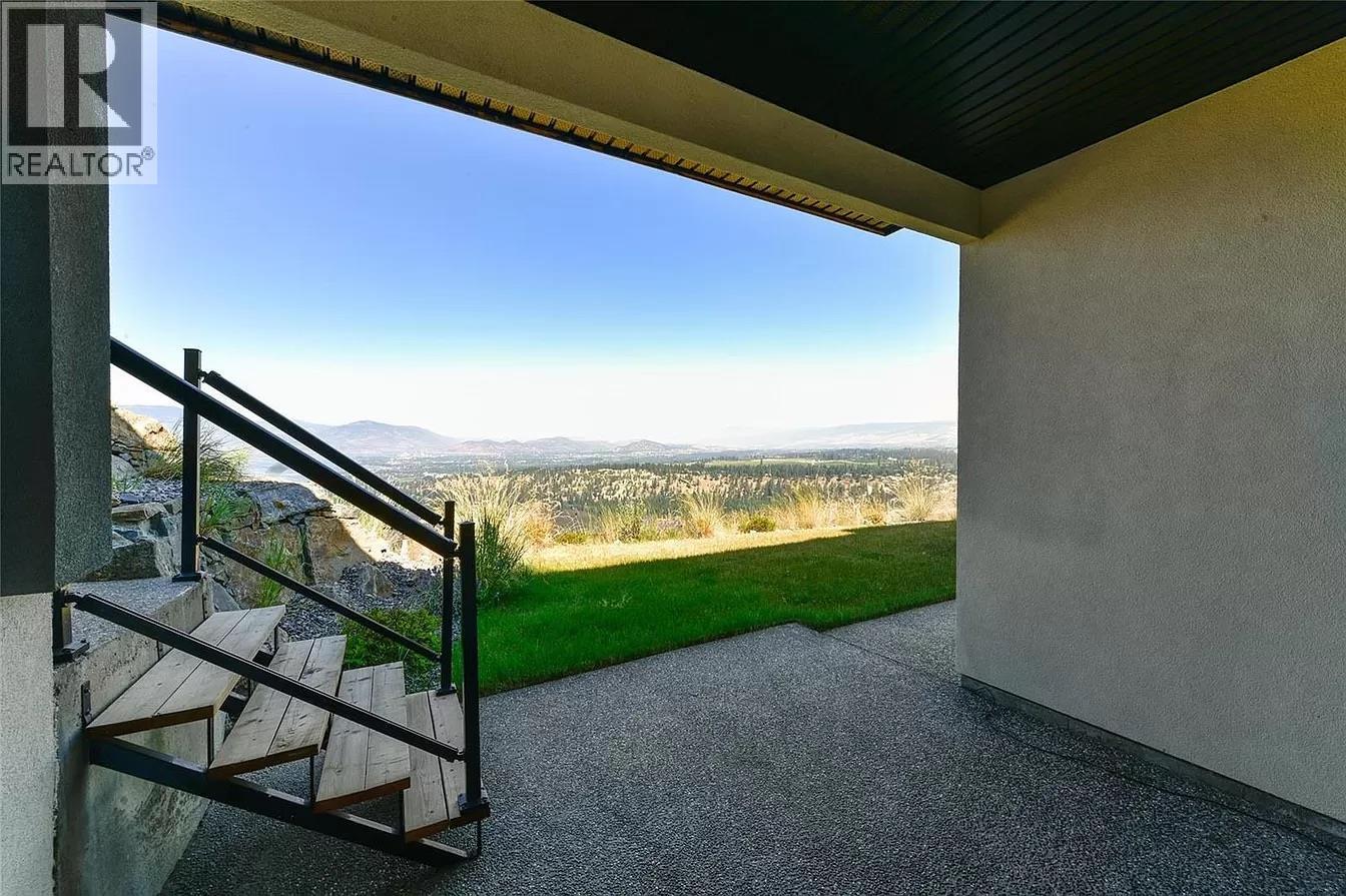 1016 Clarance Avenue, Kelowna, British Columbia  V1W 5M6 - Photo 49 - 10390081