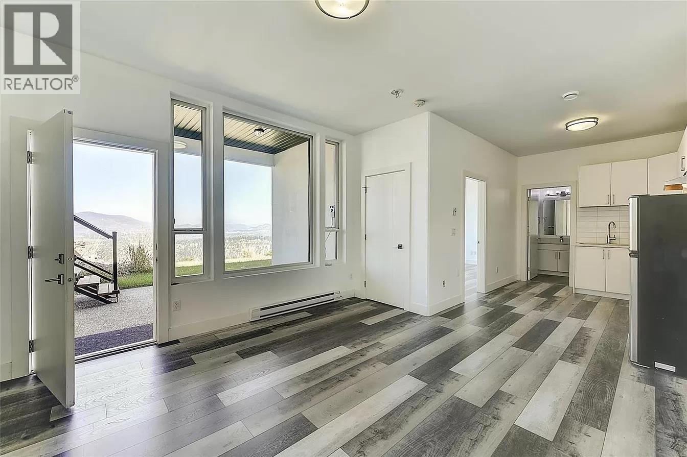 1016 Clarance Avenue, Kelowna, British Columbia  V1W 5M6 - Photo 51 - 10390081