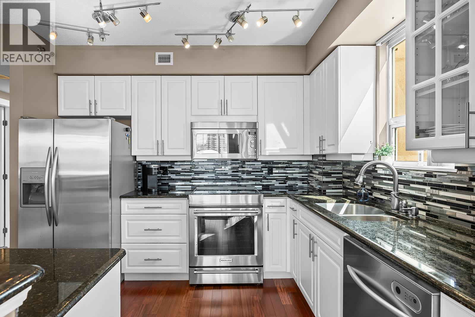 1152 Sunset Drive Unit# 1002, Kelowna, British Columbia  V1Y 9R7 - Photo 14 - 10389345