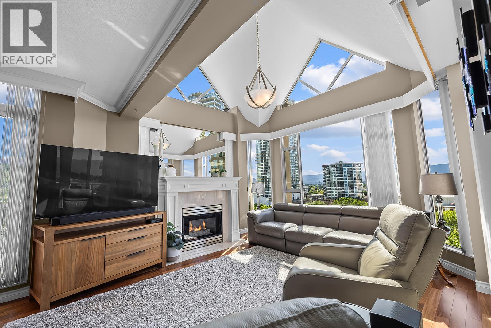 1152 Sunset Drive Unit# 1002, Kelowna, British Columbia  V1Y 9R7 - Photo 5 - 10389345