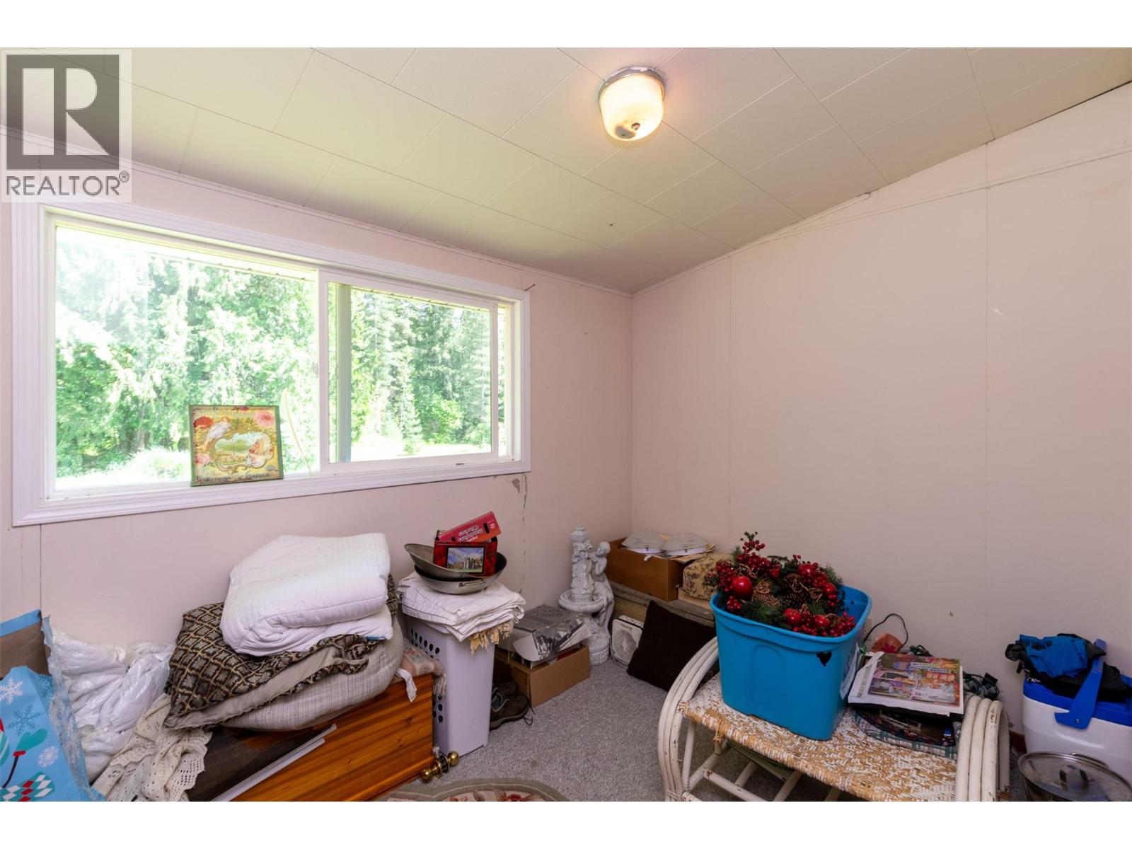 34 West Poirier Road, Mara, British Columbia  V0E 2K0 - Photo 14 - 10390122