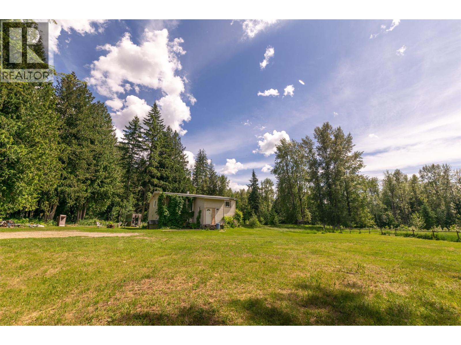 34 West Poirier Road, Mara, British Columbia  V0E 2K0 - Photo 35 - 10390122