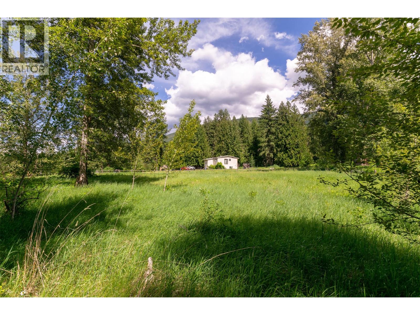 34 West Poirier Road, Mara, British Columbia  V0E 2K0 - Photo 46 - 10390122
