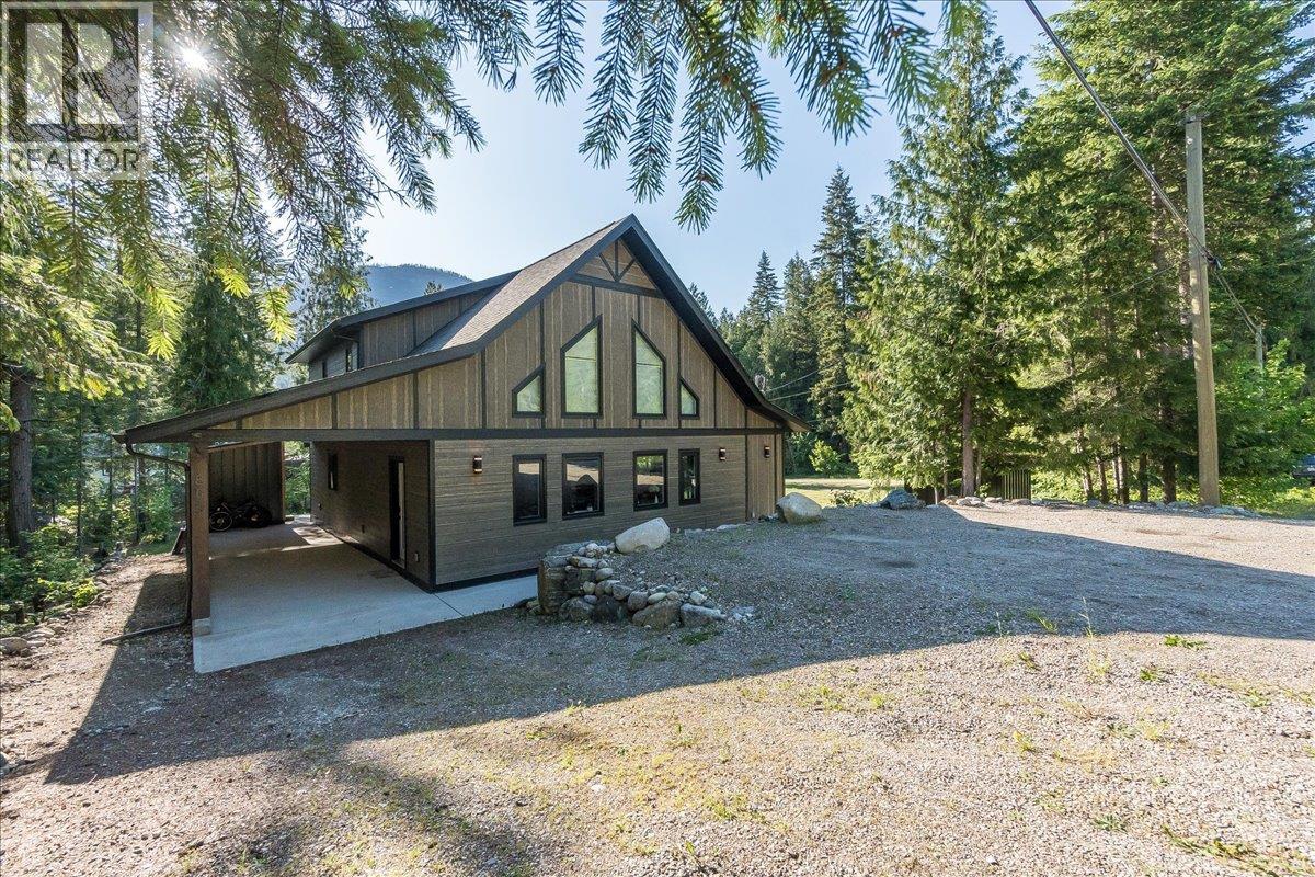 809 Slocan Street, Slocan, British Columbia  V0G 2C0 - Photo 44 - 10389528