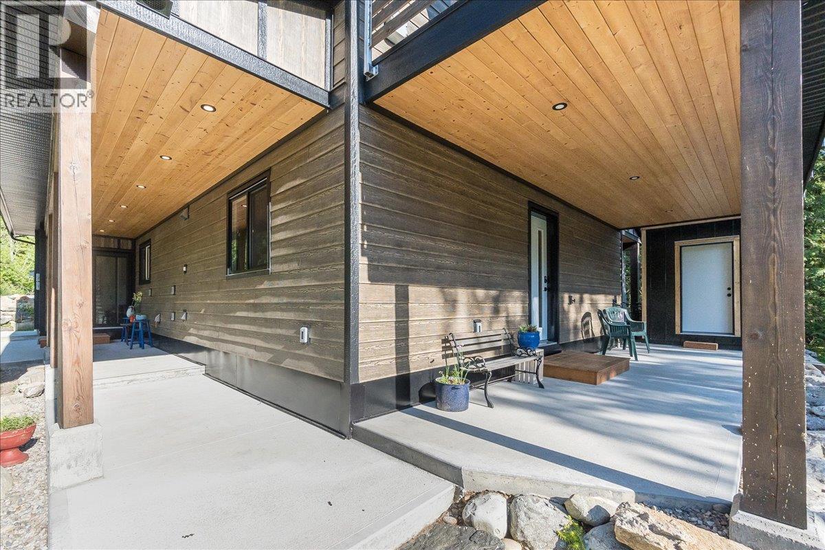 809 Slocan Street, Slocan, British Columbia  V0G 2C0 - Photo 47 - 10389528