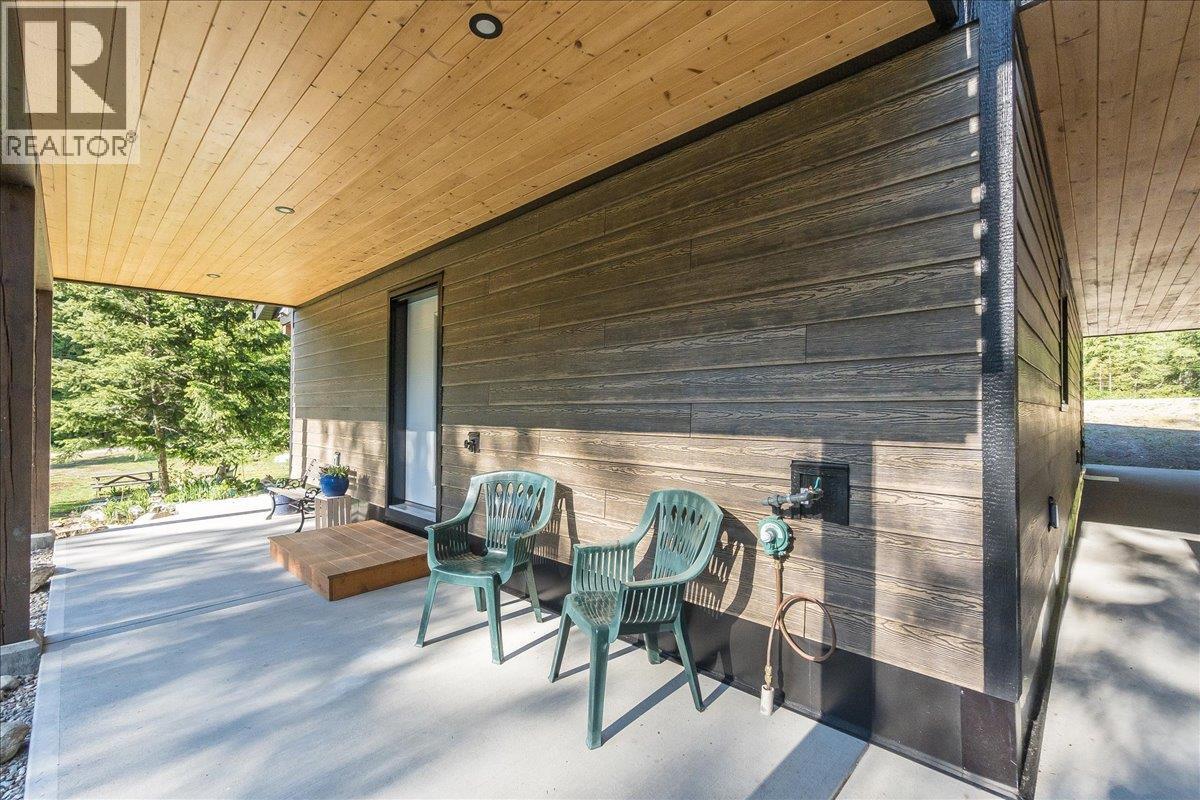 809 Slocan Street, Slocan, British Columbia  V0G 2C0 - Photo 49 - 10389528