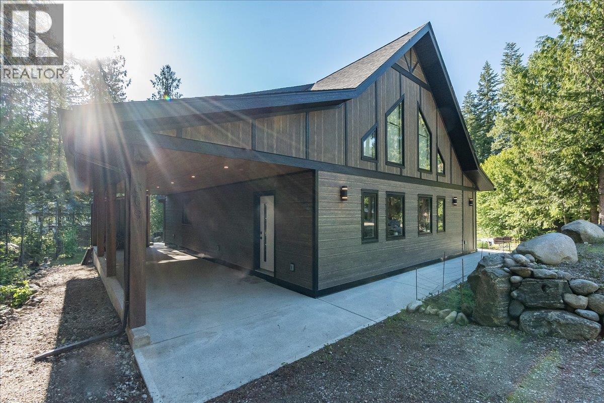 809 Slocan Street, Slocan, British Columbia  V0G 2C0 - Photo 50 - 10389528