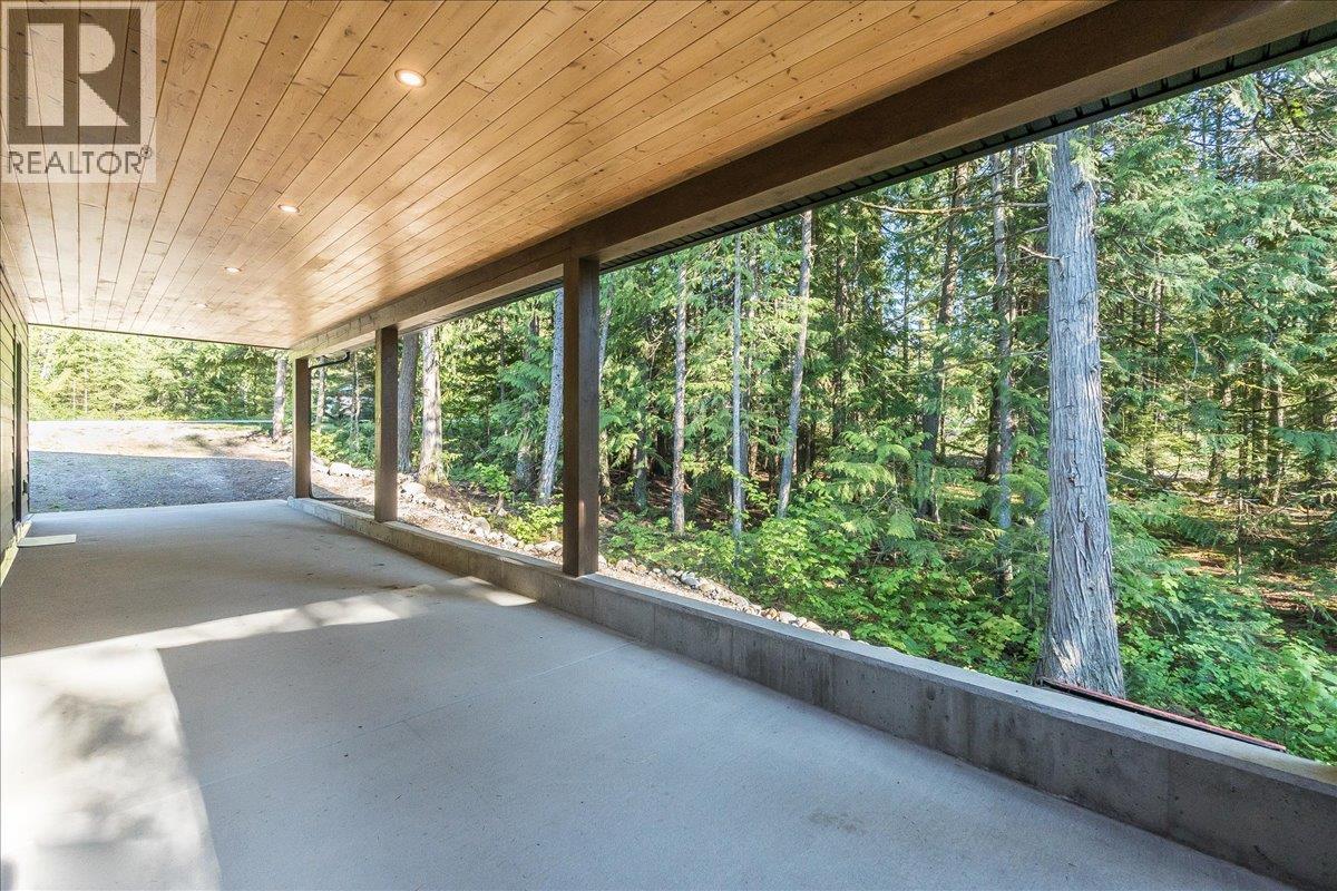 809 Slocan Street, Slocan, British Columbia  V0G 2C0 - Photo 51 - 10389528