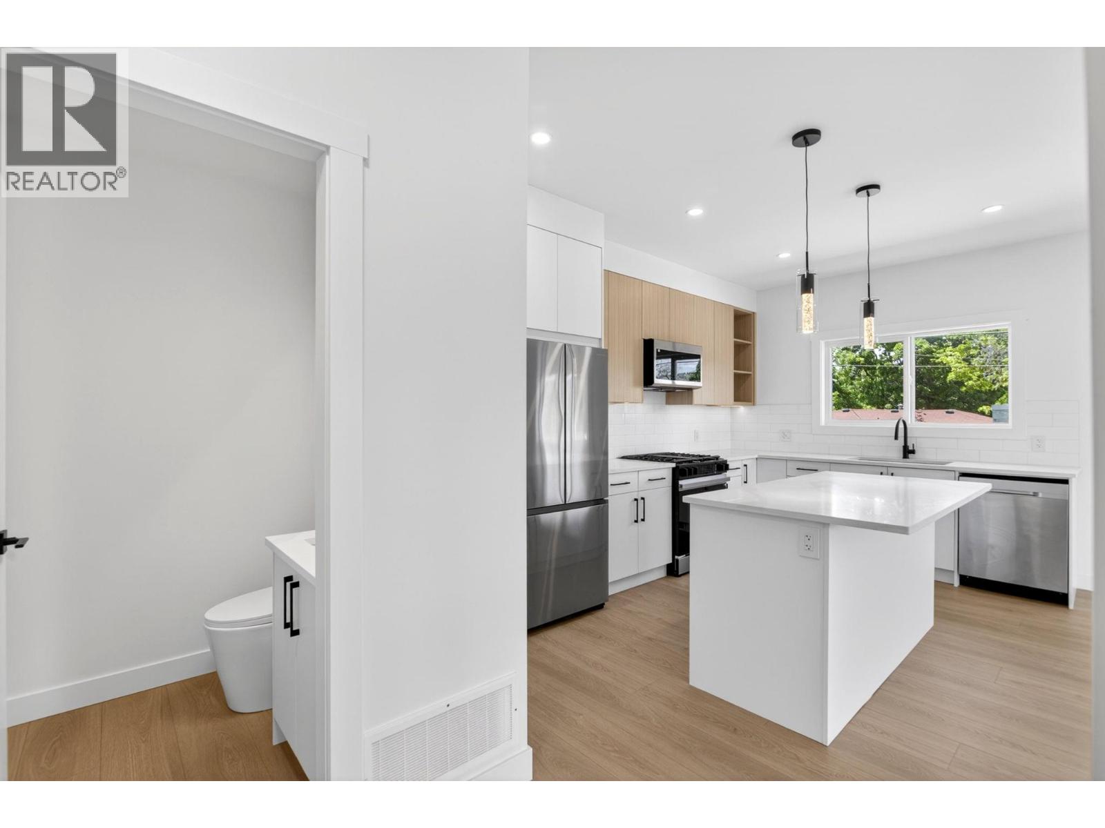 3106 16th Avenue, Vernon, British Columbia  V1T 5G7 - Photo 14 - 10389827