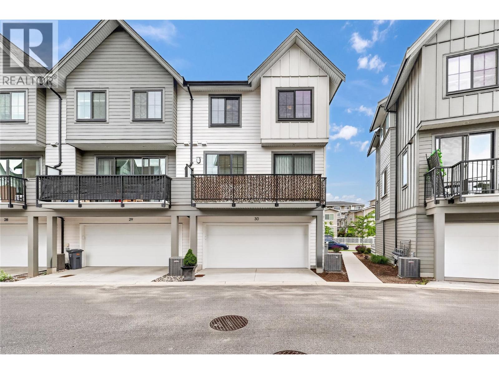 307 Glen Park Drive Unit# 30, Kelowna, British Columbia  V1V 0H1 - Photo 2 - 10389723
